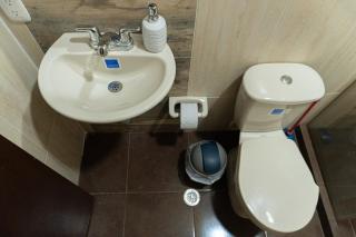 G Habitacion Hermosa baño Zona Trabajo TV - Bucaramanga - 6
