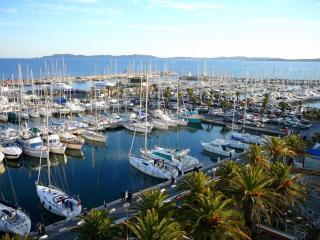Grand appartement climatisé avec terrasses, vue mer, parking et WIFI - FR-1-335-173 - Hyères - 9