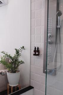 Cozy Minimalist Studio Near Bui Vien Walking Street, District 1 - Ho Chi Minh - 1
