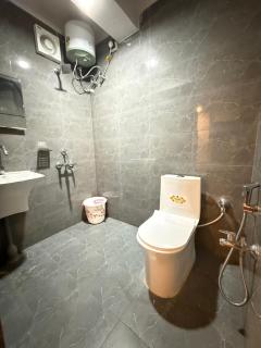 7BHK Inn - 3