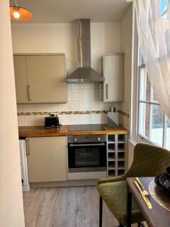 Studio 7 - Bristol - 6