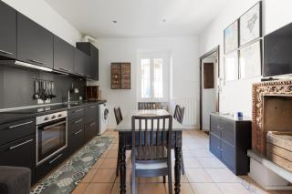 Industrial-Style Apartment in Chinatown! - Milan - 5