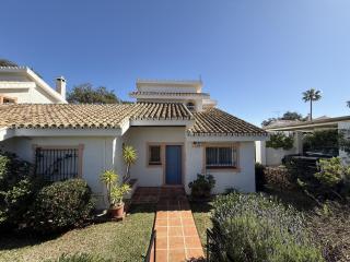 Charming 3-bed Villa in Calahonda - Villa Suiza - Sitio de Calahonda - 8