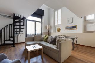 GuestHost - M5 Istria & Marche Roomy Lofted Studio - Milan - 0