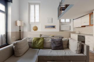 GuestHost - M5 Istria & Marche Roomy Lofted Studio - Milan - 5
