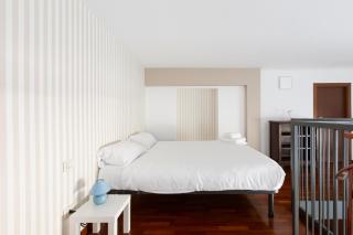 GuestHost - M5 Istria & Marche Roomy Lofted Studio - Milan - 9
