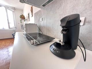 La suite des 3 piliers studio avec parking privé - Reims - 4