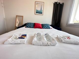 La suite des 3 piliers studio avec parking privé - Reims - 3
