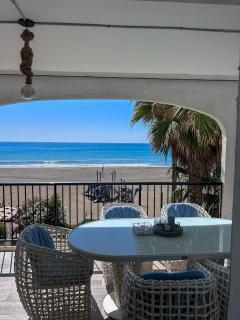 Luxurious 3 bedroom apartment beachfront - Manilva - 1