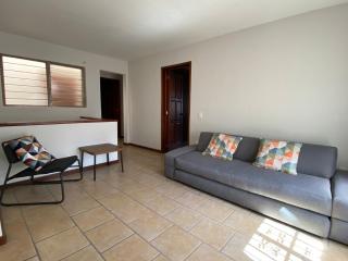 Casa amueblada en Zapopan, cerca de La Perla, ITESO, Expo GDL - 2
