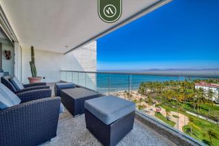 Oceanfron 4 BR Condo - Beach - Wyndham Pool - Nuevo Vallarta - 0