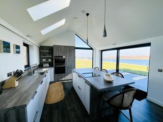 Luxury Coastal Retreat - Isle of Eday - 9
