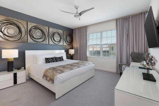 Luxe Villa Near Parks with Theater, Arcade & Dino BR - Davenport - 8