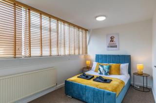 Central Winchester Duplex Apartment Sleeps 6 - Winchester - 8