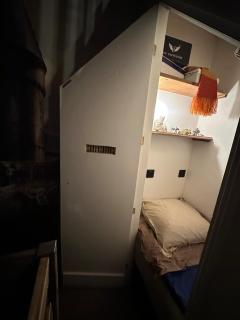 LA CHAMBRE DES SECRETS, Magique, Hyper-centre, 9 Couchages - Mâcon - 6