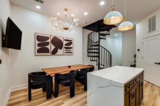 1 Mi to Dtwn Hot Tub Haven in Richmond! - 6