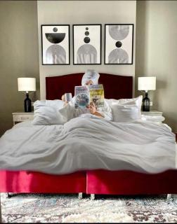 Hotel Fantazia Oradea - Self Check In & Out - Oradea - 0