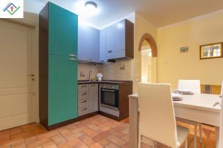 San Michele in Centro Storico a Lucca by TuscanyWeGo - Lucca - 5