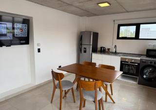 Moderno Depto en el Centro con Balcón y Cochera - Pinamar - 6