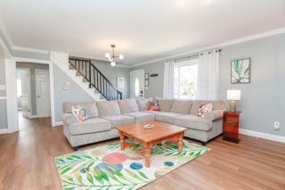 Sojourn Spacious Family Retreat with Fenced Backyard - 1