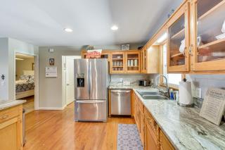 Lake Hartwell Haven w/ Boat Dock in Westminster! - 5