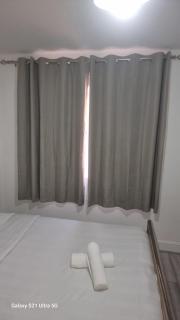 R J 2 bedroom apartment - Londres - 1