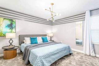 FLASH SALE Pvt Pool and Spa Home at Storey Lake - 8