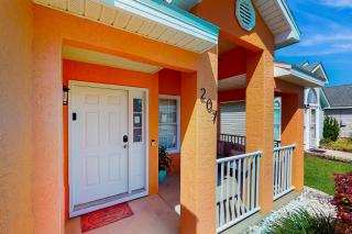 Palm Cove Coastal Cottage - Panama City Beach - 3