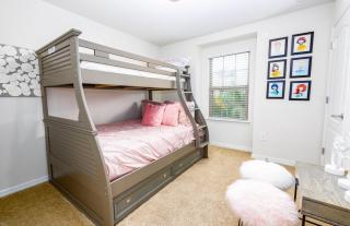 Flash 20 Off Amazing New TownHome with Pvt Pool and Access to Clubhouse Close to Disney - Kissimmee - 1
