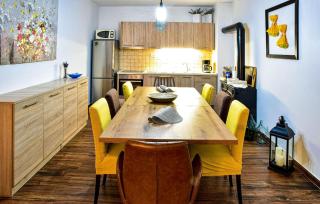 Nice Home In Smokovic With Wifi - Smoković - 8