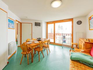 Appartement confort 7 pers, 33m², balcon sud, proche pistes et commerces - FR-1-807-73 - 0