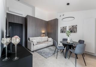 Wielopole Top Floor Apartments by Hostly - 8