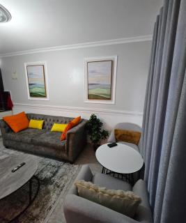 Dolphin Homestays - Nairobi - 6