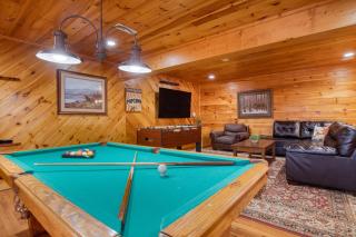 The Big Easy Spacious Mountain Retreat Hot Tub Deck Premier Location - Gatlinburg - 7