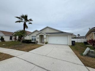 4 Bedroom, 3 Bath Hampton Lakes Home with Private Pool - Near Disney! - 0