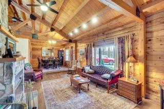 Family Retreat with Deck Near Appalachian Trail! - Berryville - 7