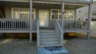 Pet Friendly, Oceanside, Brant Beach, Wifi, Beach Badges, Air Conditioning, Deck, Fenced In Private Yard,close To The Beach! Totally Renovated In,, - Brant Beach - 7