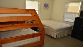 Pet Friendly, Oceanside, Brant Beach, Wifi, Beach Badges, Air Conditioning, Deck, Fenced In Private Yard,close To The Beach! Totally Renovated In,, - Brant Beach - 5