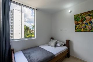 Apartamento en el eje cafetero Colombia parqueadero privado - Armenia - 3