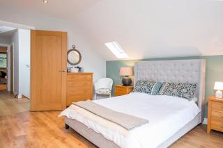 Silver Stream - Goodwick - 2