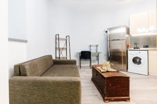 Roman Relics and Modern Style - Unique 1BR Experience - Tbilisi - 4