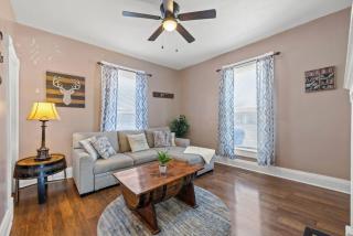 College Park Getaway - 5