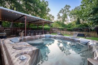 Ol Sarge Retreat Outdoor Amenities Cozy Charm - Bryan - 7