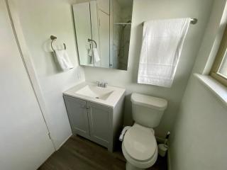 3-BR Cheerful Townhouse Long-Term for Families - Houston - 3