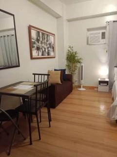 Studio type unit in Trees Residences Tower1 - 9