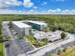 Charming 1BR Retreat Near Disney with Pool - Kissimmee - 3