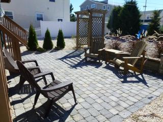 Wifi, Deck,yard, Ocean Side Duplex 2Nd Floor In Ship Bottom 10609 - 2