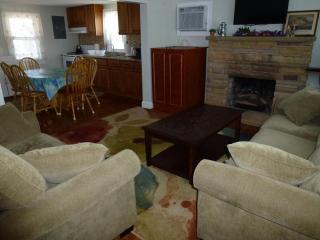 Wifi, Deck,yard, Ocean Side Duplex 2Nd Floor In Ship Bottom 10609 - 1