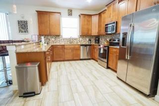 Flash 20 Off Private Pool Home at Lake Berkley Resort - 5