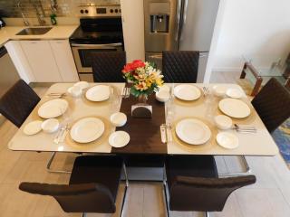 Sunset 205, sleeps six, next door to the pool, 100m to the beach! - Jacó - 8